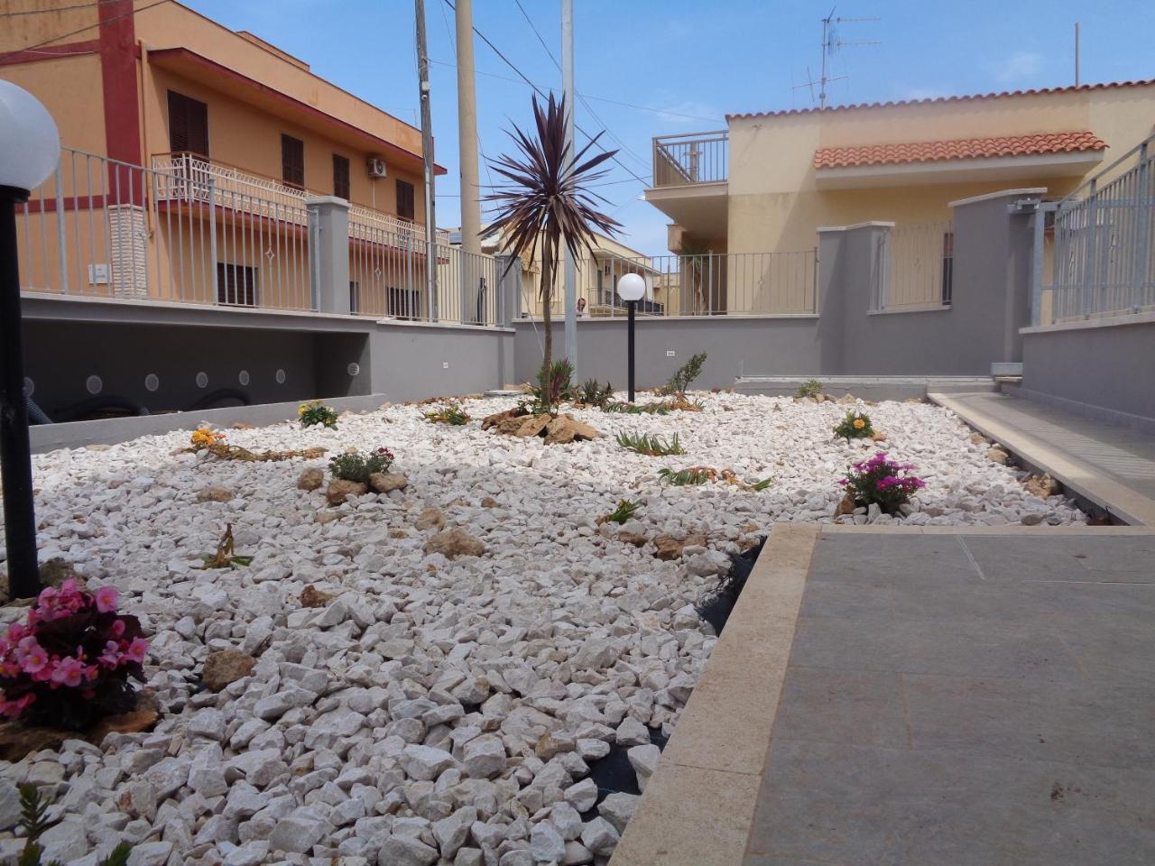 Erice Playa Apartment Трапани Екстериор снимка